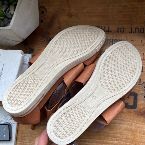 Eileen Fisher Sport Sneaker Sandal 8 Tan Leather - Picture 6 of 8